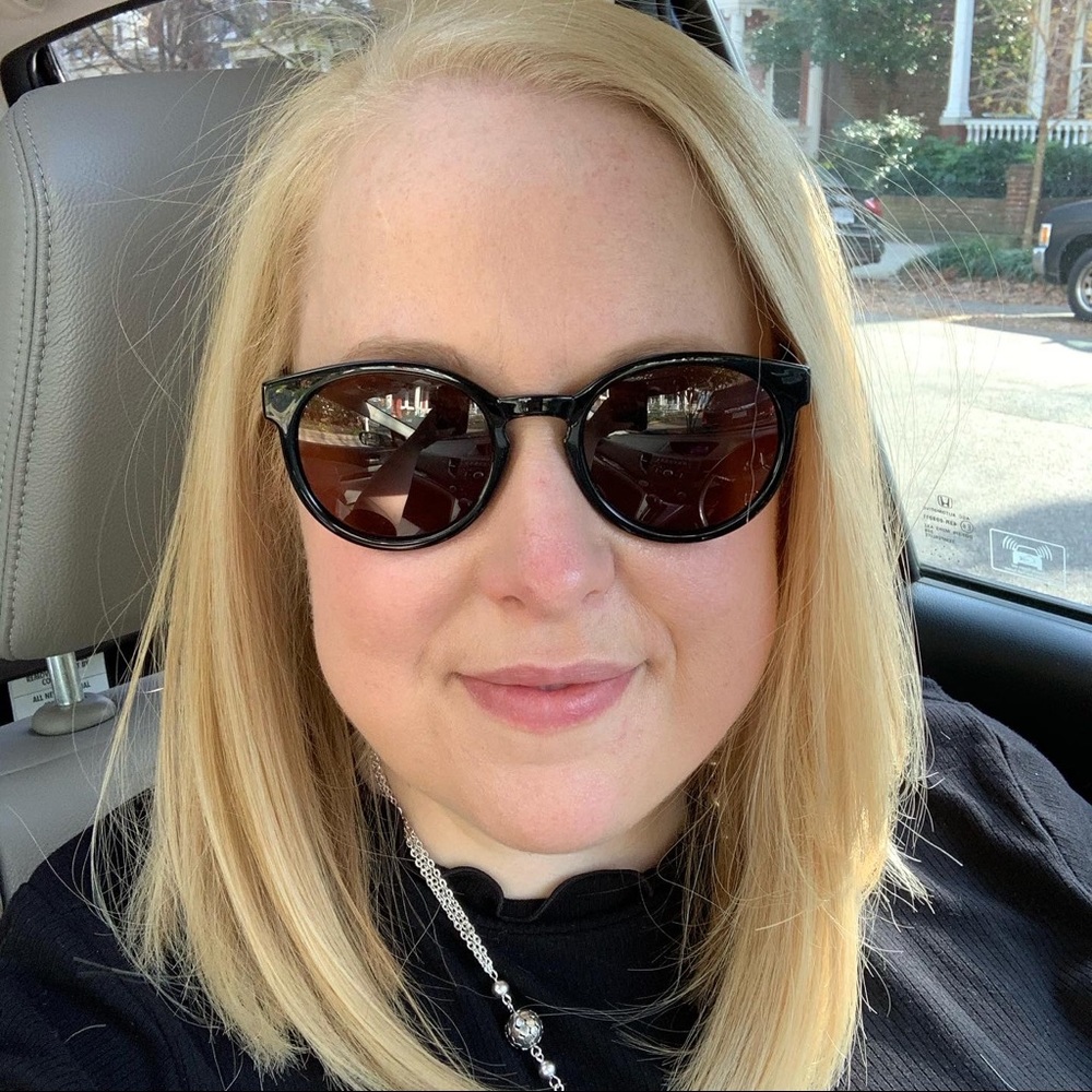Meet your Posher, Cassie